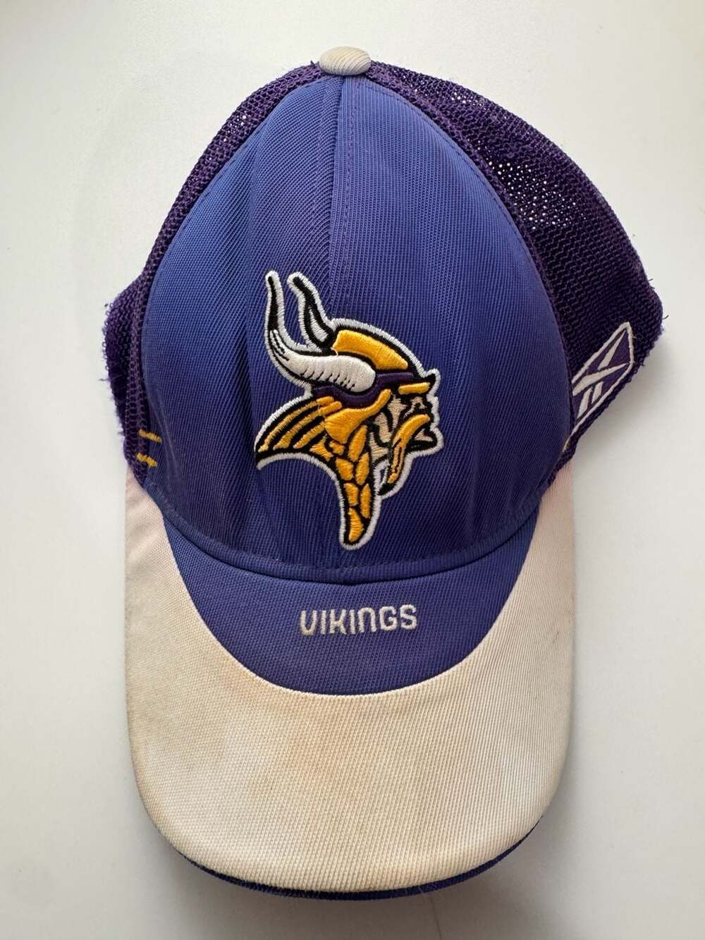 Vintage Reebok Minnesota Vikings Fitted Hat OSFA